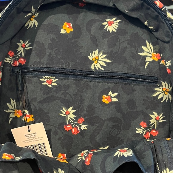 Floral Quilted Backpack - Picture 6 of 7